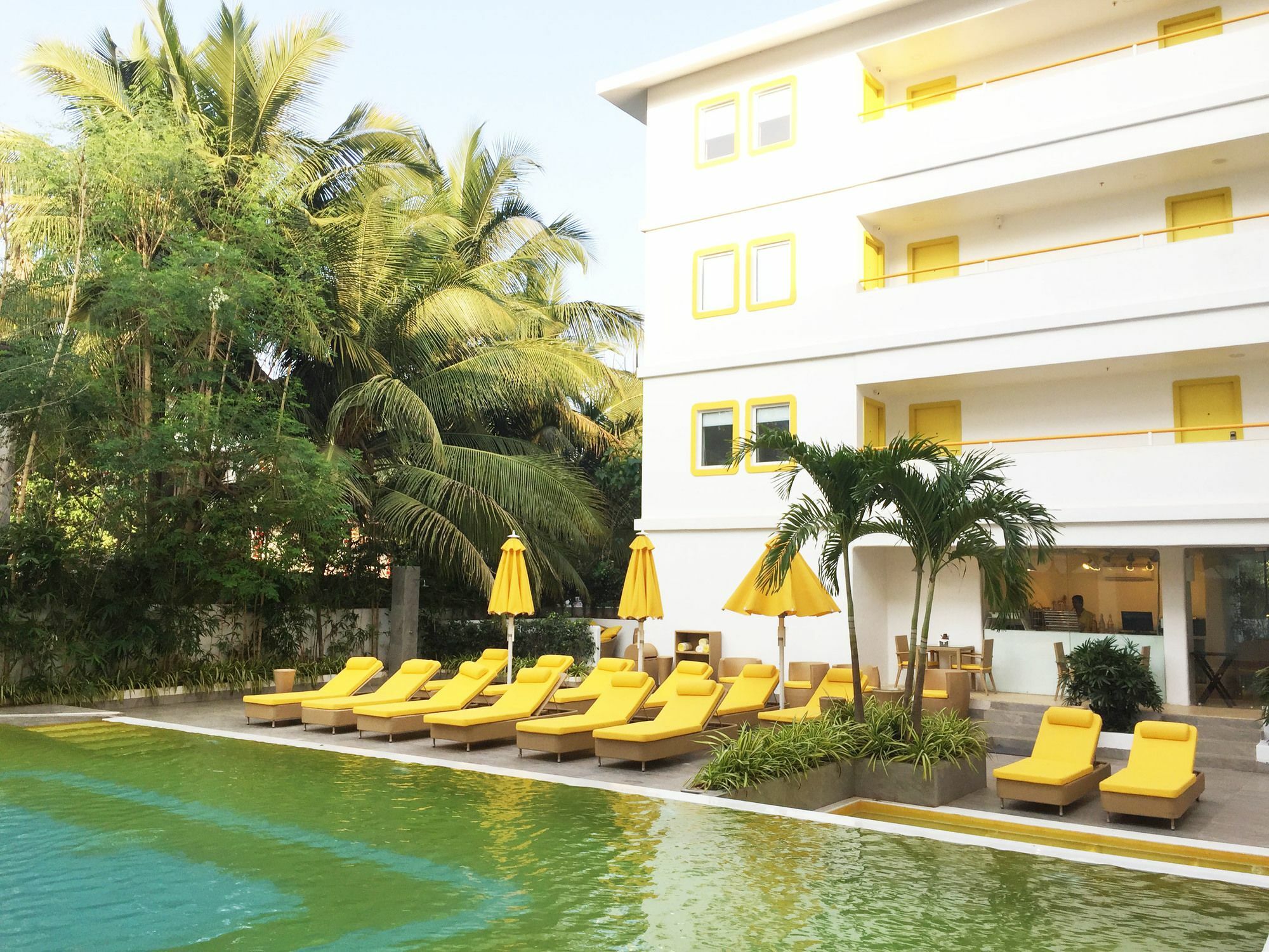 Bloom Hotel - Calangute Buitenkant foto